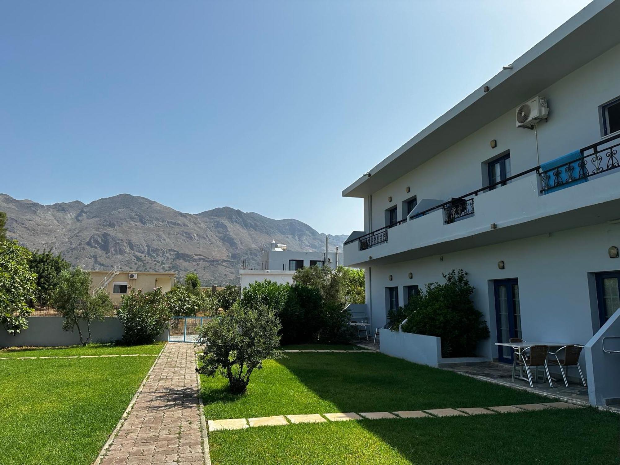 Blue Sky Appartement Frangokastello Buitenkant foto